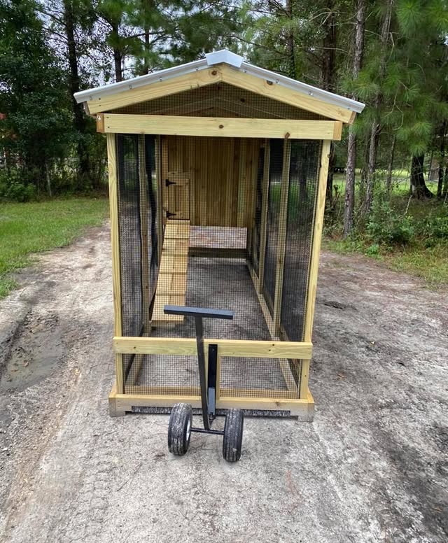 Buy chicken coop with wheels