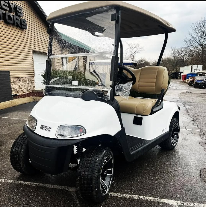 New 2023 EZGO RXV ELITE 4.2 Twin Lithium golf cart