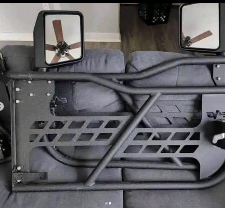 Complete jeep wrangler Tube doors